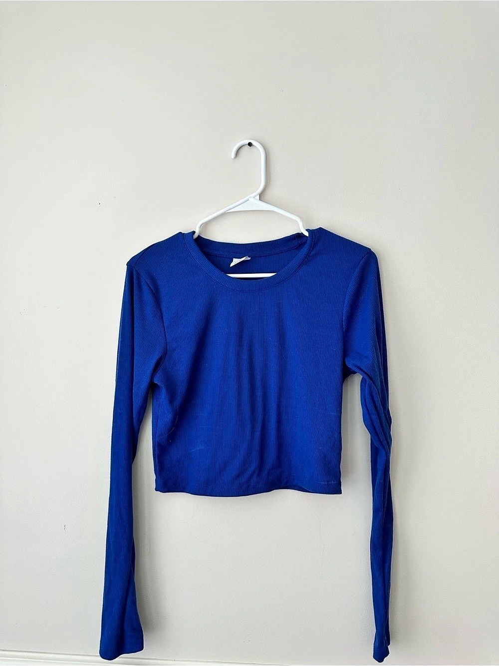 Jo.&Co Blue Long Sleeve Crop Top Size Large Like New